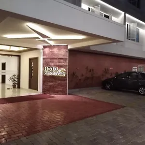 *** Hotel Panchavady India