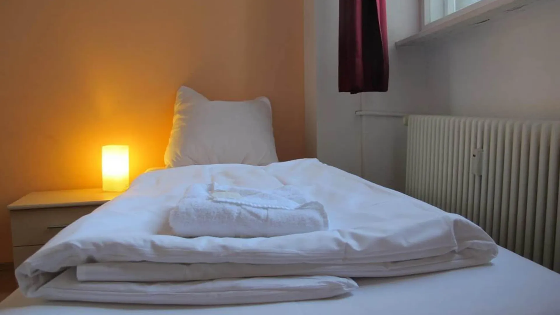 Metropol Hostel Berlín Alemania