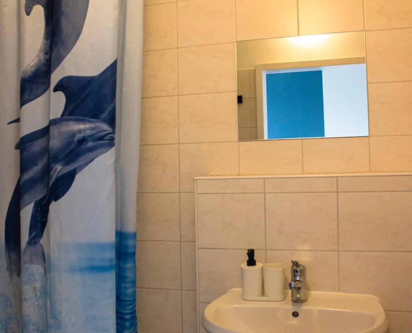 Metropol Hostel Berlín 0*,
